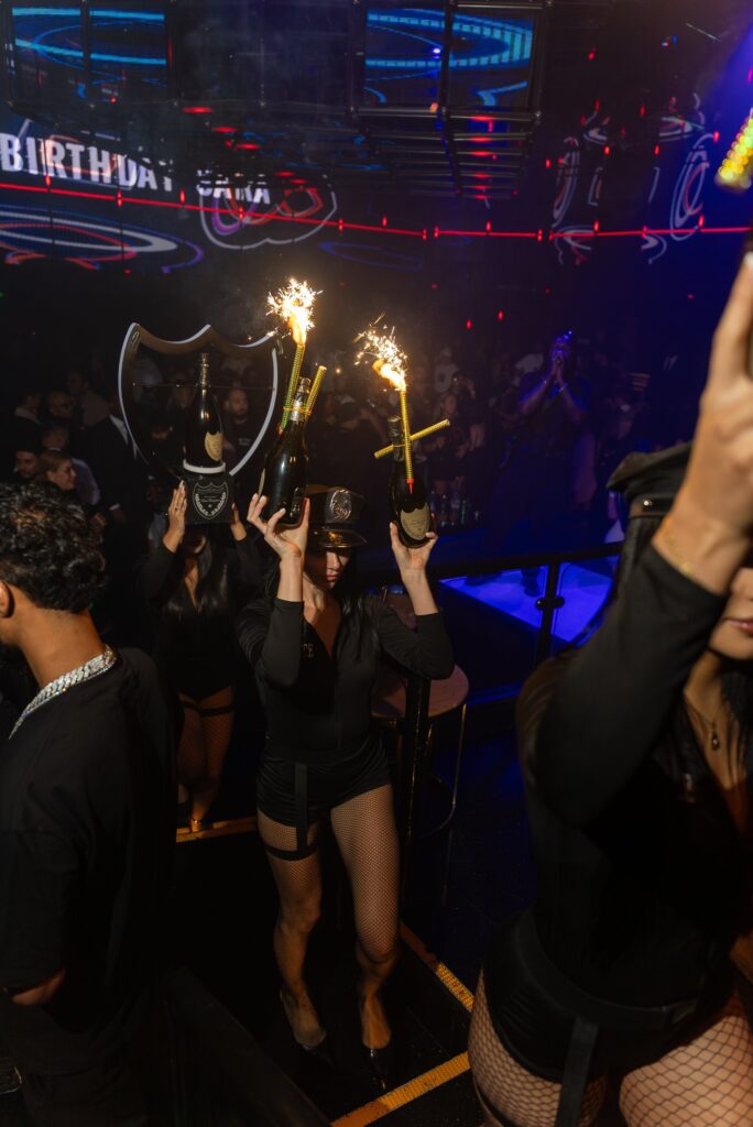 avenue club is the best arabic nightclub in dubai